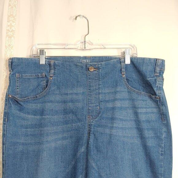 TIME & TRU Women's 20 / XXL Med Wash Stretch Denim Capris Pull-On /5-Pocket‎ C4 - Picture 12 of 13